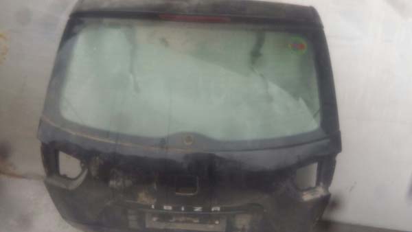seat ibiza 2004 model bagaj kapağı